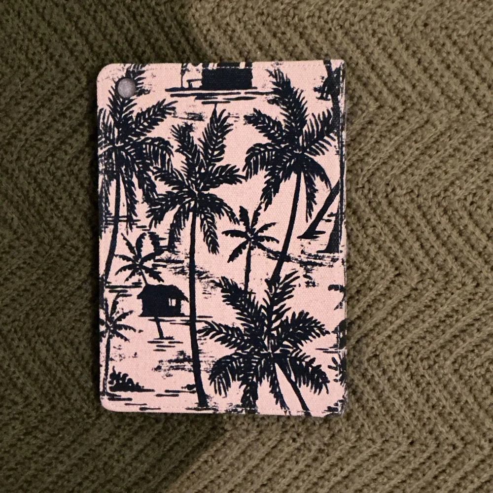 Tommy Bahama Tropical cream and navy iPad Mini Folio